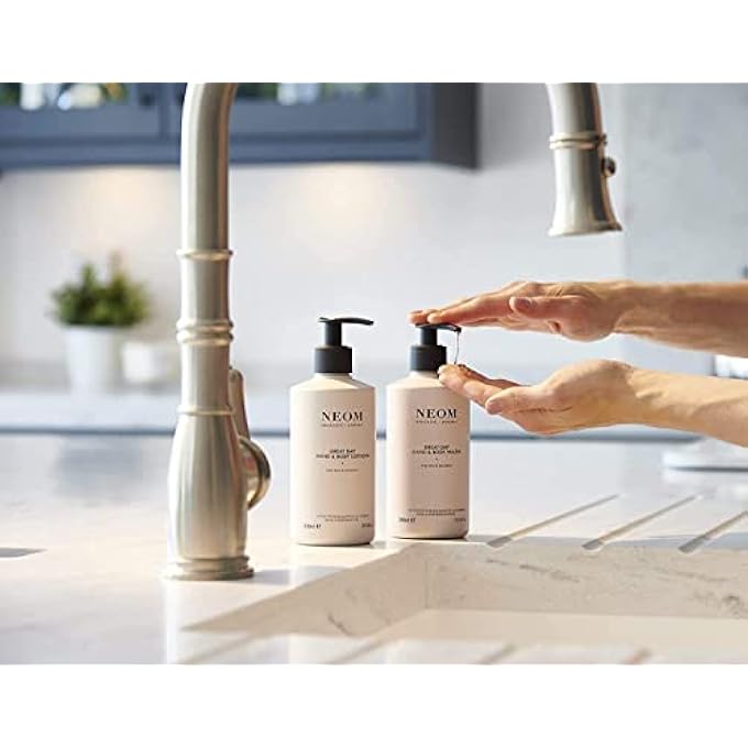 NEOM GREAT DAY BODY AND HAND WASH 300 ML - Image 2